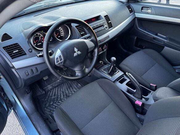2011 Mitsubishi Lancer X Рестайлинг, серый - вид 8