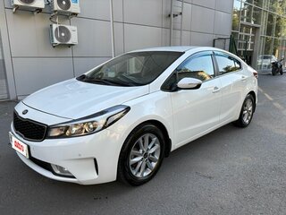 2017 Kia Cerato III Рестайлинг (Classic), белый, 1275000 рублей, вид 2