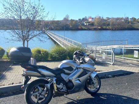 2003 Honda VFR 800, серебристый, 400000 рублей, вид 3