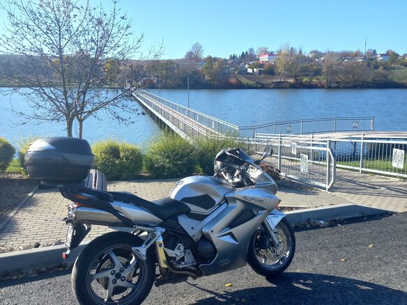 2003 Honda VFR 800, серебристый, 400000 рублей - вид 2