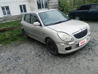 2002 Toyota Duet, серый, 180000 рублей, вид 3
