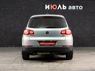 2011 Volkswagen Tiguan I, белый, 1300000 рублей, вид 5