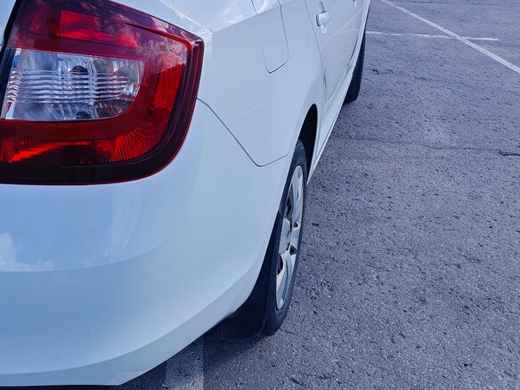 2017 Skoda Rapid I Рестайлинг, белый, 1020000 рублей - вид 5