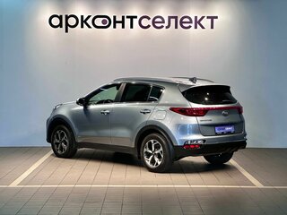 2019 Kia Sportage IV Рестайлинг, серебристый, 1990000 рублей, вид 4