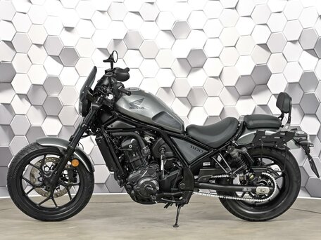 2023 Honda CMX 1100 Rebel, серый, 977000 рублей, вид 4