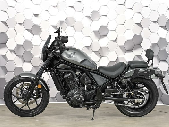 2023 Honda CMX 1100 Rebel, серый, 977000 рублей - вид 3