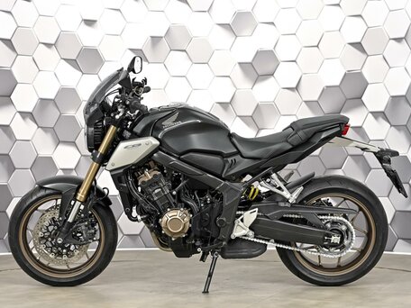 2021 Honda CB 650R, чёрный, 889000 рублей, вид 4