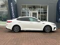 2018 Kia Optima IV Рестайлинг, белый, 1579000 рублей - вид 5