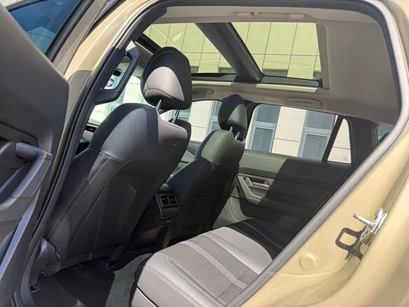 2023 Mazda CX-50, бежевый, 1976000 рублей - вид 9