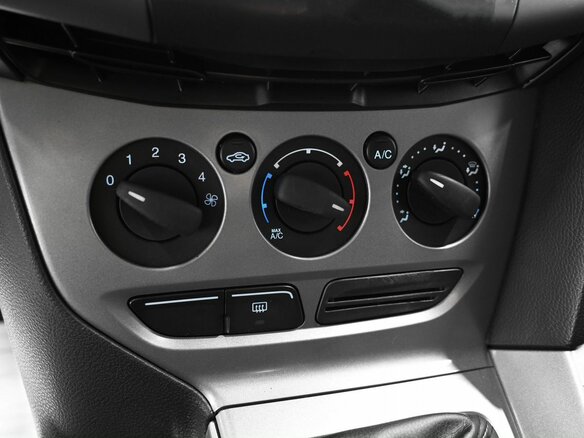 2013 Ford Focus III, белый, 895000 рублей - вид 13