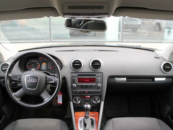 2011 Audi A3 II (8P) Рестайлинг 2, чёрный, 985000 рублей - вид 10