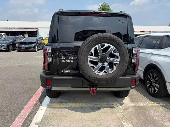 2025 BAIC BJ40 II, чёрный - вид 13