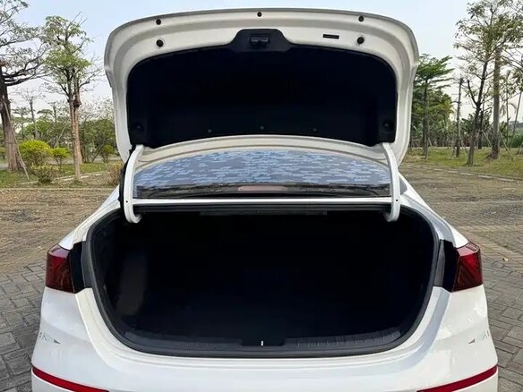2022 Kia K3 II (China Market), белый - вид 12