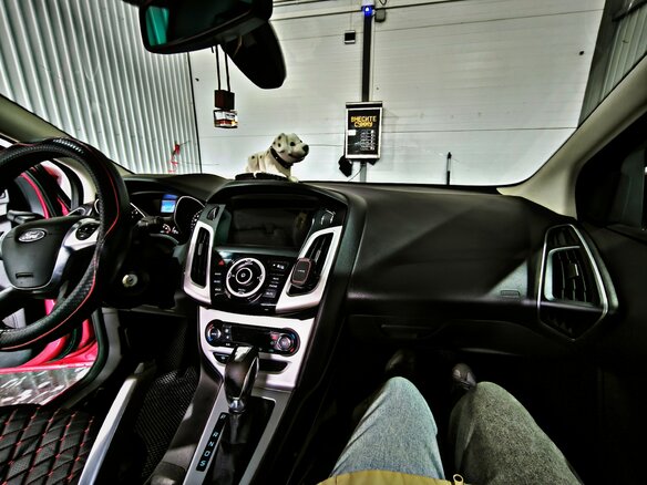 2012 Ford Focus III, красный, 720000 рублей - вид 9