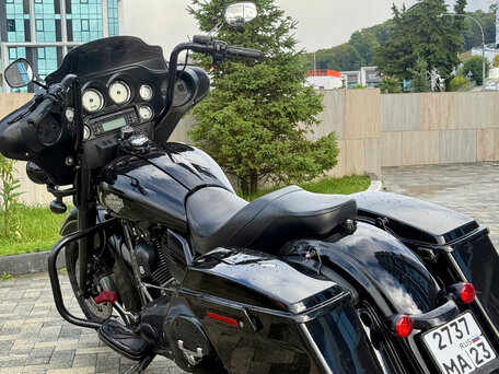 2010 Harley-Davidson Street Glide, чёрный, 849000 рублей, вид 3