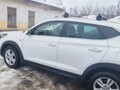 2019 Hyundai Tucson III Рестайлинг, белый, 2300000 рублей - вид 4