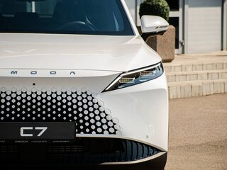 2026 Omoda C7, белый, 3068010 рублей, вид 2