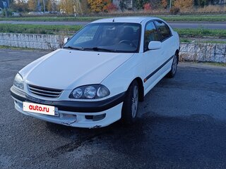 1998 Toyota Avensis I, белый, 310000 рублей, вид 1