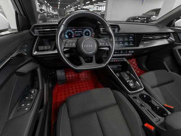 2021 Audi A3 Sportback 35 TFSI IV (8Y), белый, 2880000 рублей - вид 6