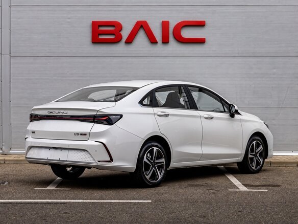 2025 BAIC U5 Plus, белый, 2556000 рублей - вид 5