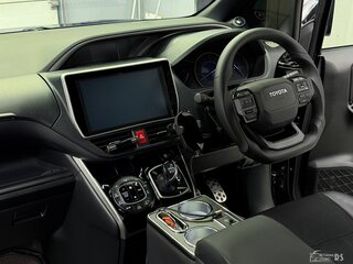 2019 Toyota Voxy III (R80) Рестайлинг, чёрный, 2700000 рублей, вид 5