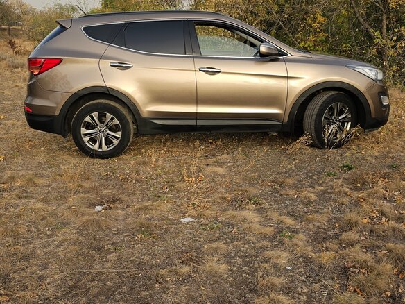 2015 Hyundai Santa Fe III Рестайлинг, коричневый, 1870000 рублей - вид 1