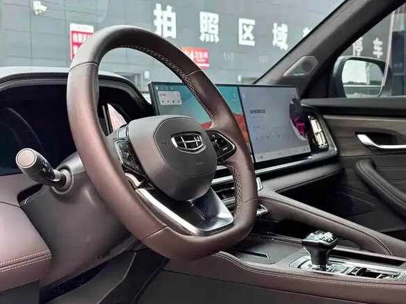 2026 Geely Monjaro (Xingyue L) I Рестайлинг 2 (China Market), синий, 5140000 рублей - вид 11