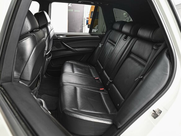 2011 BMW X5 30d II (E70) Рестайлинг, белый, 2290000 рублей - вид 8