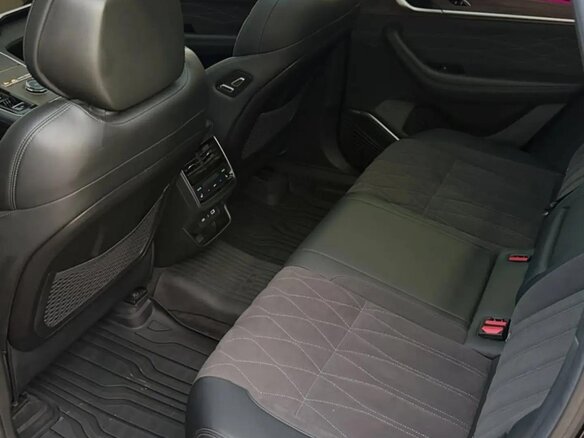 2025 Geely Monjaro (Xingyue L) I Рестайлинг (China Market), чёрный, 3720000 рублей - вид 21