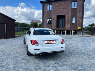 2017 Mercedes-Benz E-Класс 200 V (W213, S213, C238), белый, 2690000 рублей, вид 3