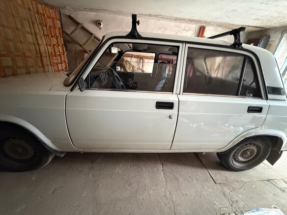 2011 Lada (ВАЗ) 2107, белый, 400000 рублей - вид 1
