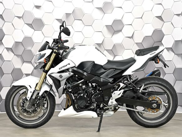 2013 Suzuki GSR 750, белый, 627000 рублей - вид 3