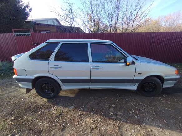 2004 Lada (ВАЗ) 2114, серебристый, 200000 рублей - вид 3