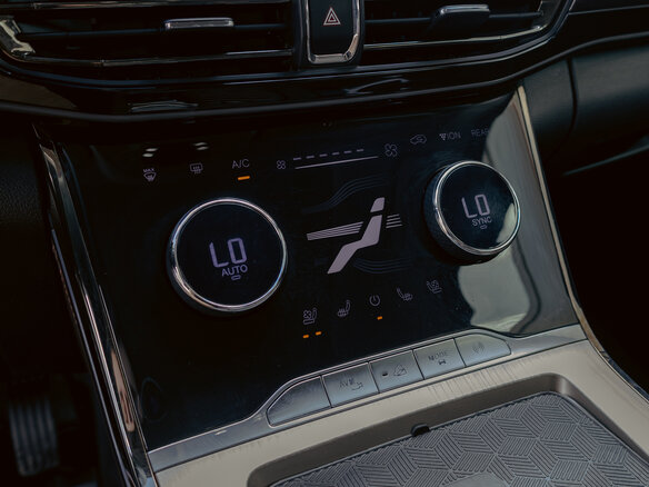 2023 Exeed VX I, зелёный, 2125000 рублей - вид 12