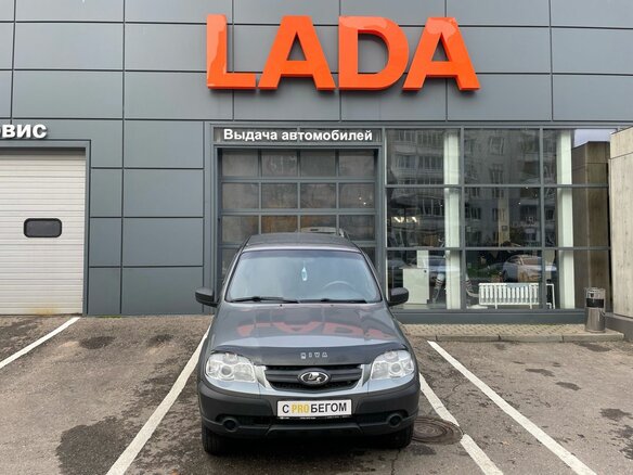 2020 Lada (ВАЗ) Niva, серый, 795000 рублей - вид 1