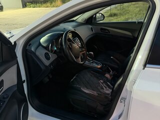 2012 Chevrolet Cruze I, белый, 530000 рублей, вид 5