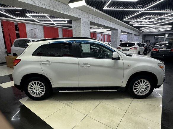 2013 Mitsubishi ASX I Рестайлинг, белый, 999000 рублей - вид 5