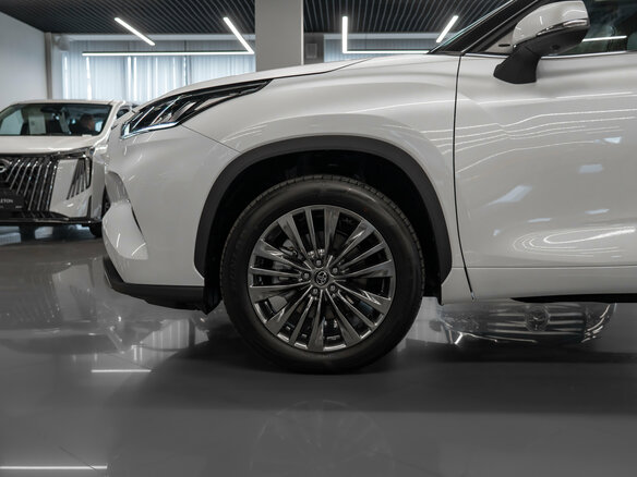 2026 Toyota Highlander IV (XU70), белый - вид 27