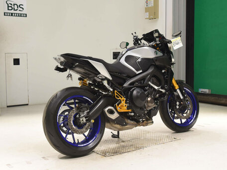 2019 Yamaha MT-09 (FZ-09), чёрный, 950000 рублей, вид 5