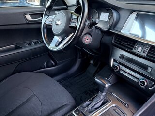 2019 Kia Optima IV Рестайлинг, синий, 1950000 рублей, вид 4