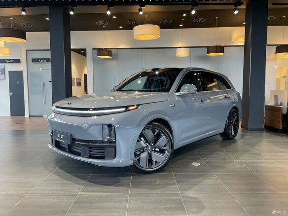 2025 Li Auto (Lixiang) L7 52.3 kWh I Рестайлинг, серый, 10590000 рублей - вид 2