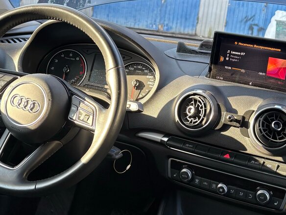 2019 Audi A3 III (8V) Рестайлинг, синий, 1650000 рублей - вид 12