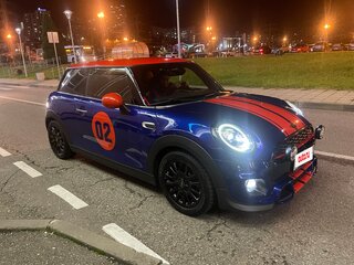 2019 Mini Hatch Cooper III (F55/F56) Рестайлинг, синий, 2300000 рублей, вид 2