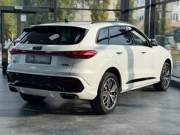 2026 Audi Q5 L III (GU), чёрный, 6100000 рублей - вид 4