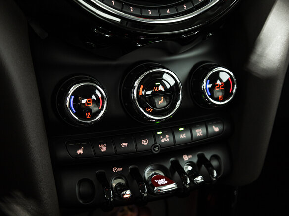 2015 Mini Hatch Cooper S III (F55/F56), коричневый - вид 15