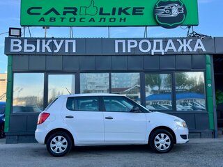 2011 Skoda Fabia II Рестайлинг, белый, 469000 рублей, вид 4