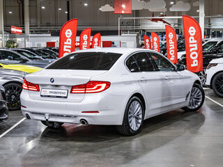 2019 BMW 5 серии 520d xDrive VII (G30/G31/G38), белый, 3289700 рублей, вид 5