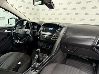 2017 Ford Focus III Рестайлинг, чёрный, 810000 рублей, вид 3