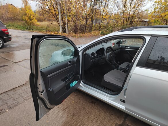 2010 Volkswagen Golf VI, серый, 750000 рублей - вид 27