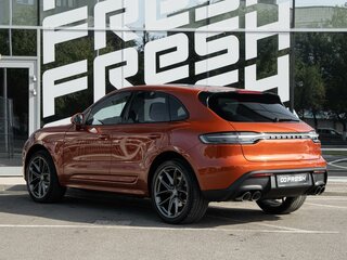 2021 Porsche Macan I Рестайлинг 2, оранжевый, 7000000 рублей, вид 2